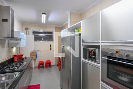 Casa à venda com 215m², 3 quartos e 2 vagas Casa à venda com 215m², 3 quartos e 2 vagasCozinha