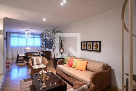 Sala de casa à venda com 3 quartos, 215m² em Aclimação, São Paulo