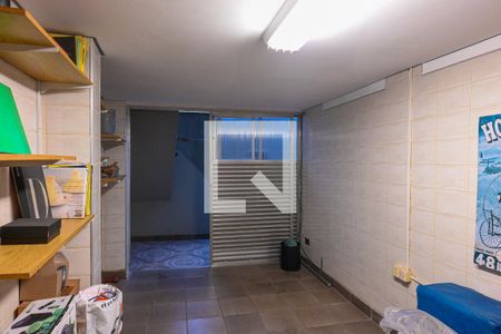 Casa à venda com 215m², 3 quartos e 2 vagas Casa à venda com 215m², 3 quartos e 2 vagasSótão