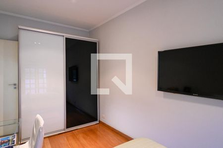 Casa à venda com 215m², 3 quartos e 2 vagas Casa à venda com 215m², 3 quartos e 2 vagasQuarto 2