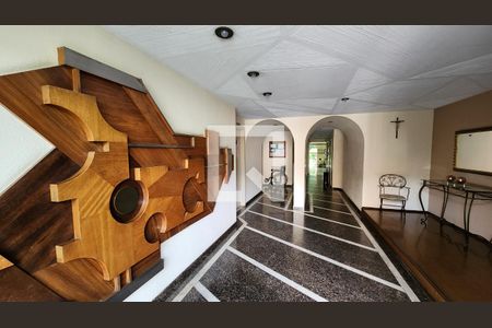 Hall social de apartamento para alugar com 2 quartos, 116m² em Centro, Jundiaí