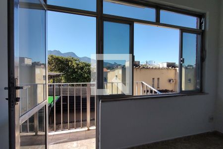 Sala de apartamento para alugar com 3 quartos, 78m² em Freguesia (jacarepaguá), Rio de Janeiro