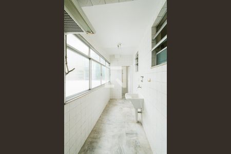 Apartamento para alugar com 78m², 3 quartos e 1 vagaÁrea de Serviço