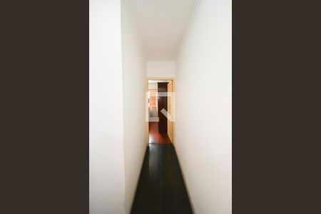 Corredor de casa à venda com 3 quartos, 161m² em Vila Nivi, São Paulo