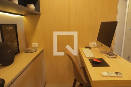 Apartamento para alugar com 72m², 2 quartos e 1 vagaEscritorio