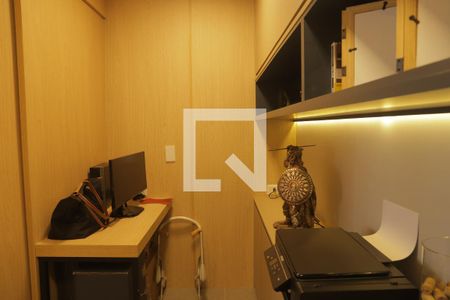 Apartamento para alugar com 72m², 2 quartos e 1 vagaEscritorio