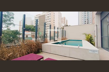 Apartamento para alugar com 28m², 1 quarto e sem vagaÁrea comum - Piscina