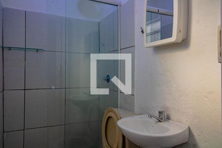 Banheiro de casa para alugar com 1 quarto, 60m² em Vila da Saúde, São Paulo