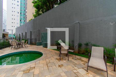 Apartamento à venda com 36m², 1 quarto e sem vaga Apartamento à venda com 36m², 1 quarto e sem vagaÁrea comum - Piscina