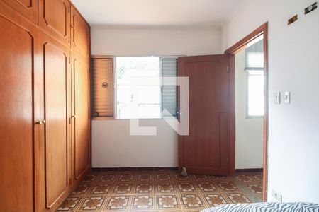 Casa à venda com 300m², 4 quartos e 5 vagasSuíte 1