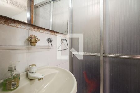 Casa à venda com 300m², 4 quartos e 5 vagasBanheiro Externo 