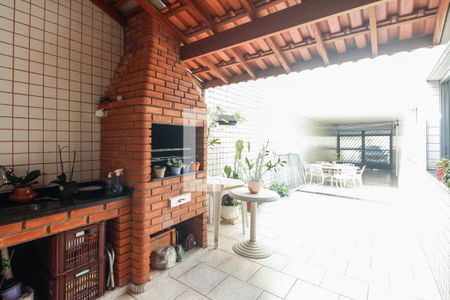 Casa à venda com 300m², 4 quartos e 5 vagasQuintal e Churrasqueira 