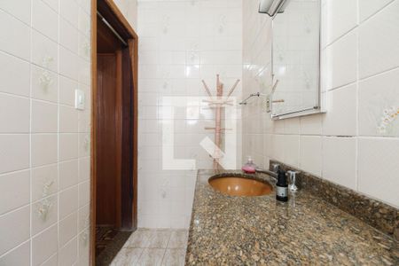 Casa à venda com 300m², 4 quartos e 5 vagasBanheiro Suíte 1