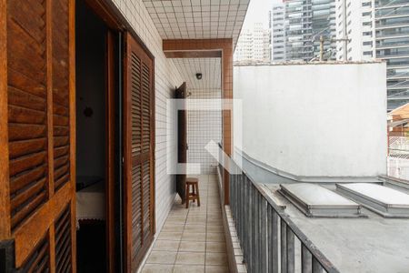 Casa à venda com 300m², 4 quartos e 5 vagasVaranda Suíte 2 e Quarto 2