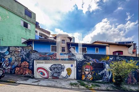 Casa para alugar com 300m², 3 quartos e 4 vagasFachada
