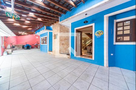 Casa para alugar com 300m², 3 quartos e 4 vagasQuintal e Garagem