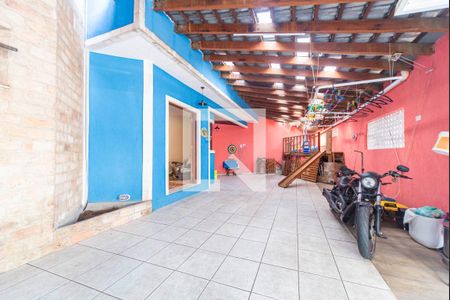 Casa para alugar com 300m², 3 quartos e 4 vagasQuintal e Garagem