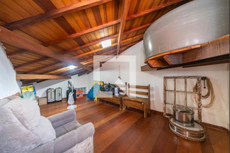 Sotão de casa para alugar com 3 quartos, 300m² em Parque Marajoara, Santo André