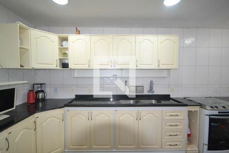 Apartamento para alugar com 144m², 3 quartos e 1 vagaCozinha