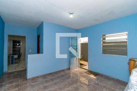 Sala de casa para alugar com 4 quartos, 140m² em Jardim Record, São Paulo