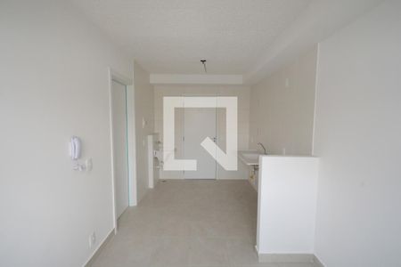 Cozinha e Área de Serviço de apartamento para alugar com 1 quarto, 28m² em Jardim Itacolomi, São Paulo