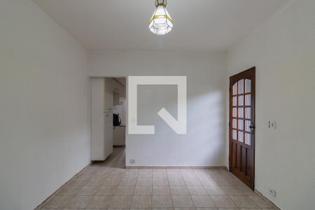 Sala de casa para alugar com 3 quartos, 125m² em Parque Arariba, São Paulo