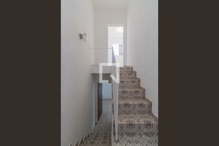 Casa para alugar com 125m², 3 quartos e 2 vagasEscada