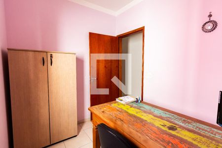 Quarto 1 - Armários de apartamento à venda com 3 quartos, 145m² em Vila Scarpelli, Santo André