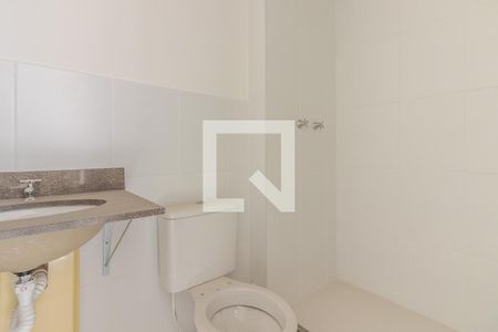 Banheiro da Suite de apartamento à venda com 2 quartos, 65m² em Farrapos, Porto Alegre