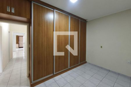 Quarto 2 de casa para alugar com 3 quartos, 180m² em Jardim do Lago, Campinas