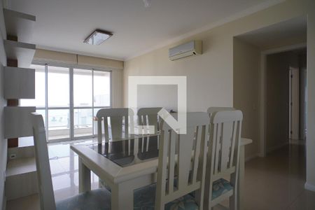 Sala de apartamento para alugar com 2 quartos, 120m² em Centro, Florianópolis