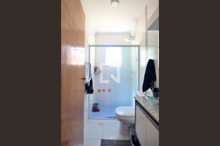 Apartamento à venda com 82m², 3 quartos e 2 vagasBanheiro Social