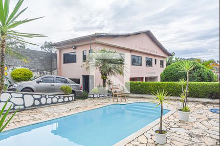 Casa para alugar com 1200m², 3 quartos e 8 vagasPiscina