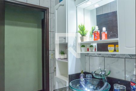 Casa para alugar com 1200m², 3 quartos e 8 vagasBanheiro