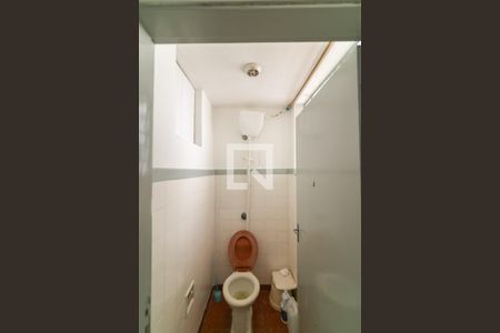 Casa à venda com 350m², 5 quartos e 10 vagasBanheiro de serviço