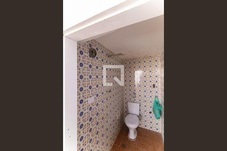 Casa à venda com 350m², 5 quartos e 10 vagasBanheiro de serviço