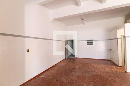 Casa à venda com 350m², 5 quartos e 10 vagasSalão 