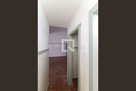 Casa à venda com 350m², 5 quartos e 10 vagasBanheiro de serviço