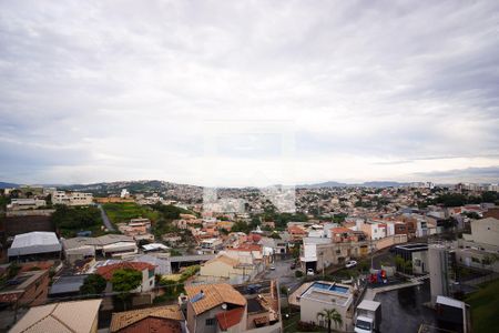 Vista da Sala de apartamento para alugar com 2 quartos, 42m² em Xodó Marize, Belo Horizonte