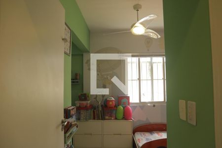 Apartamento à venda com 90m², 3 quartos e 1 vagaQuarto 02