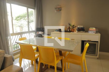 Sala de apartamento à venda com 3 quartos, 90m² em Vila da Saúde, São Paulo