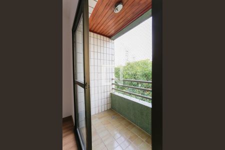 sacada de apartamento para alugar com 3 quartos, 96m² em Vila Butantã, São Paulo