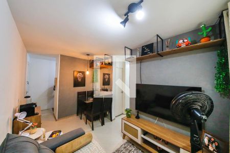 Sala de apartamento à venda com 2 quartos, 45m² em Jardim Guairaca, São Paulo