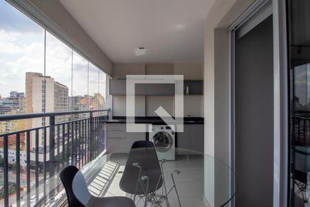 Studio para alugar com 36m², 1 quarto e sem vaga Studio para alugar com 36m², 1 quarto e sem vagaVaranda