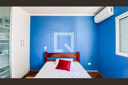 Casa à venda com 220m², 4 quartos e 4 vagas Casa à venda com 220m², 4 quartos e 4 vagasSuíte 2