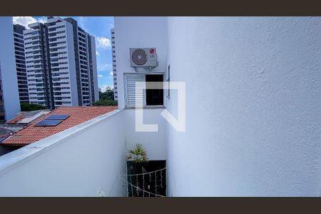 Casa à venda com 220m², 4 quartos e 4 vagas Casa à venda com 220m², 4 quartos e 4 vagasVista Quarto 1