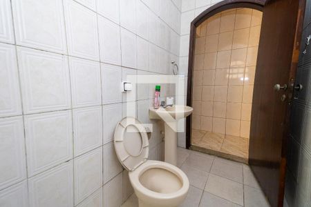 Casa para alugar com 110m², 2 quartos e 1 vaga Casa para alugar com 110m², 2 quartos e 1 vagaBanheiro 2