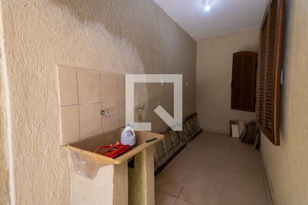 Casa para alugar com 110m², 2 quartos e 1 vaga Casa para alugar com 110m², 2 quartos e 1 vagaÁrea de Serviço
