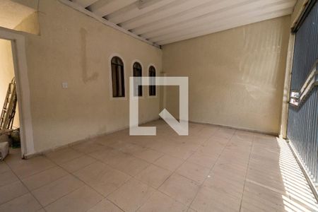 Casa para alugar com 110m², 2 quartos e 1 vaga Casa para alugar com 110m², 2 quartos e 1 vagaGaragem