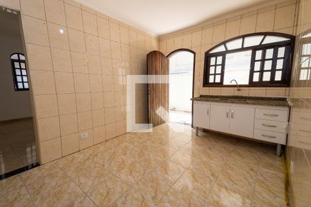 Casa para alugar com 110m², 2 quartos e 1 vaga Casa para alugar com 110m², 2 quartos e 1 vagaCozinha